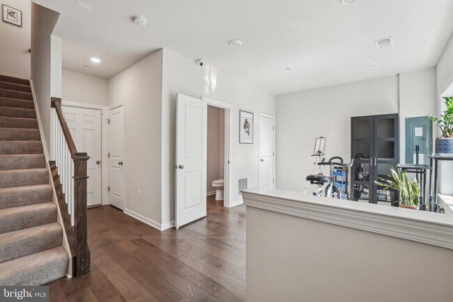 Foto del edificio - 4749 Cherokee St