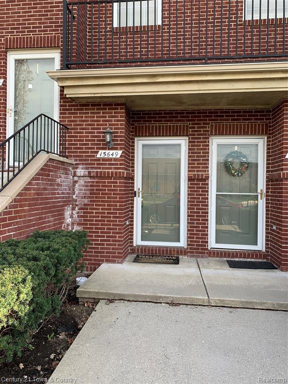 Building Photo - 15649 Stone Crossing Dr
