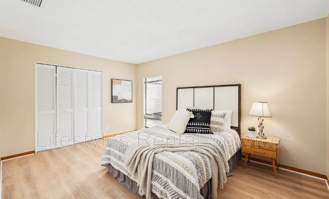Building Photo - 7630 Las Palmas Way