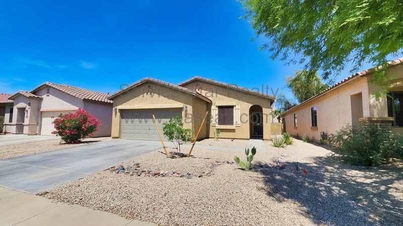 Primary Photo - 44152 W Cydnee Dr