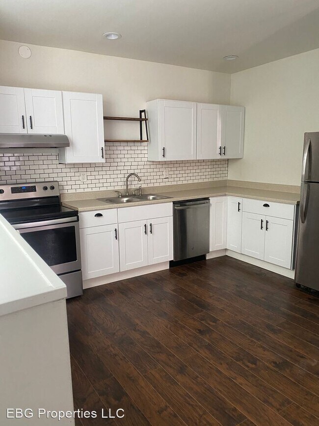 Building Photo - 2 br, 1.5 bath House - 2126 Straubs Ln