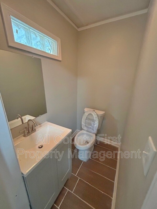 Foto del edificio - 2386 Cresta Dr