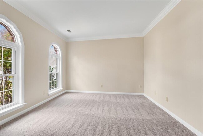 Foto del edificio - 115 Jones Bridge Woods Pl