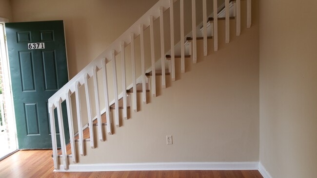 Building Photo - 6371 Plantation Dr