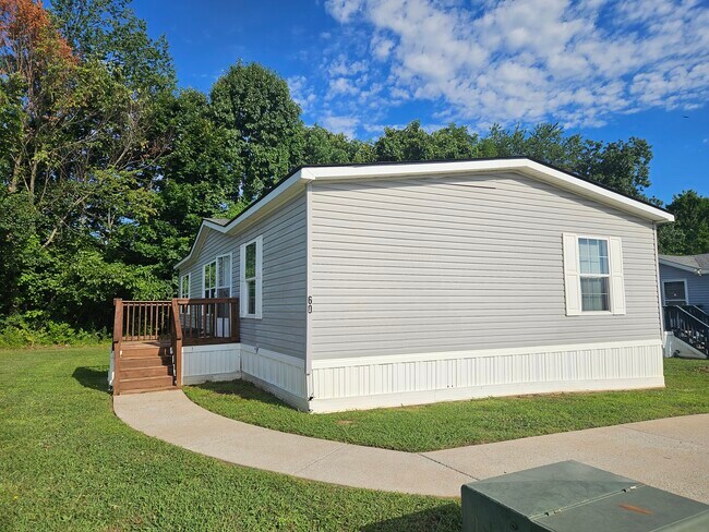 Foto del edificio - 60 Lynnwood Cir