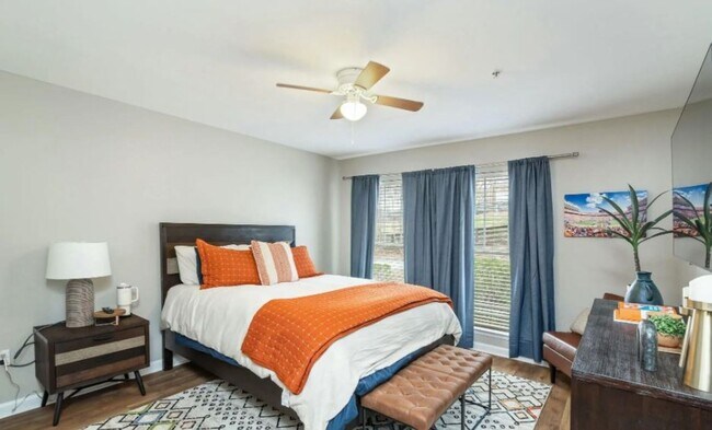 Foto del edificio - 01-103 Whittaker