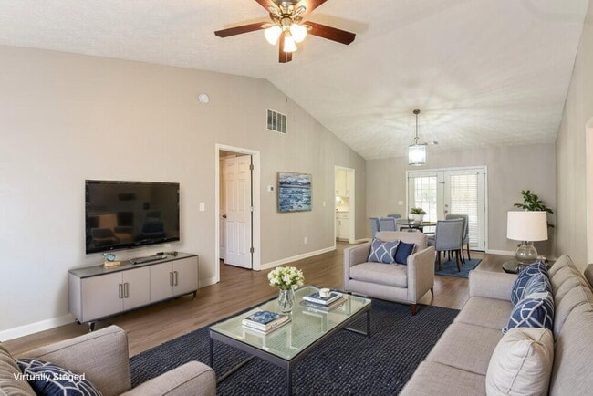 Building Photo - 110 Hunters Keep