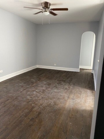Foto del edificio - 4834 1/2 S Drexel Blvd