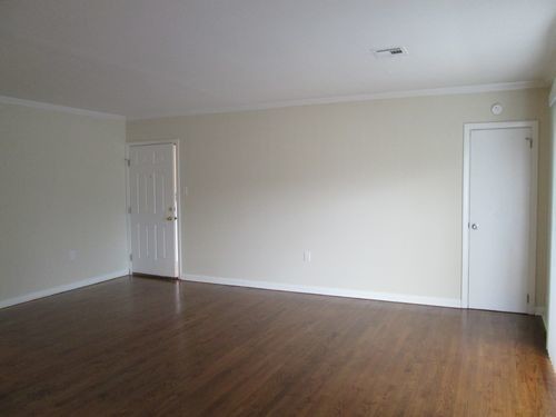 Foto del edificio - 2907 W Mercury Blvd