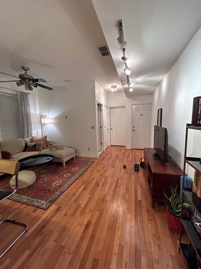 Living area - 6412 Alamo Ave