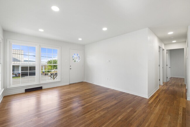 Foto del edificio - 389 Thompson St