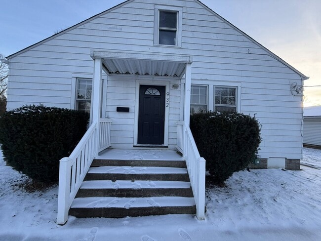 Foto del edificio - 932 Headley St