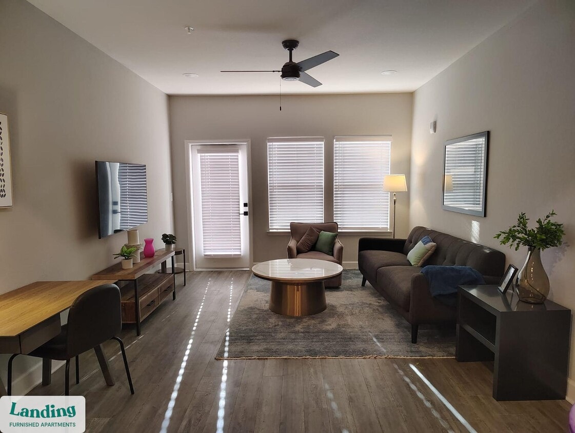 Foto principal - 120 NW 148th Terrace