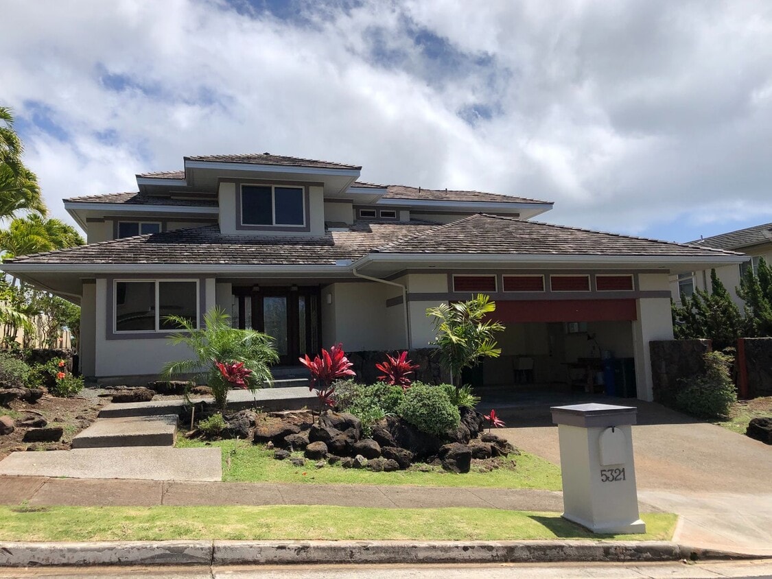 3/2.5/2 Home - Located in the Beautiful Gated Community at Kahalakua- Endless Views! - 3/2.5/2 Home - Located in the Beautiful Gated Community at Kahalakua- Endless Views!