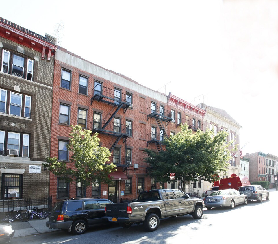 Building Photo - 481 -485 Saint Johns Place