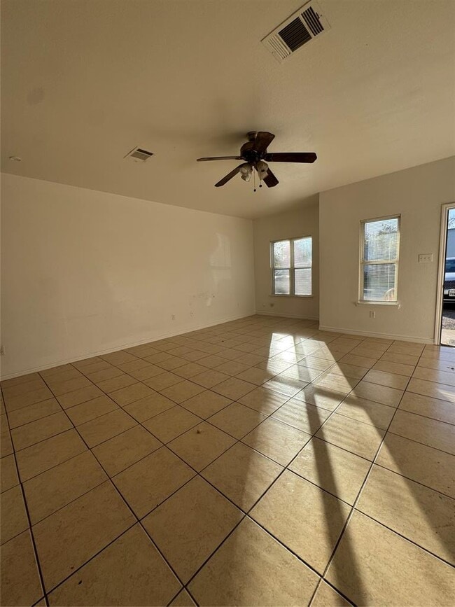 Building Photo - 609 Martin Luther King Blvd