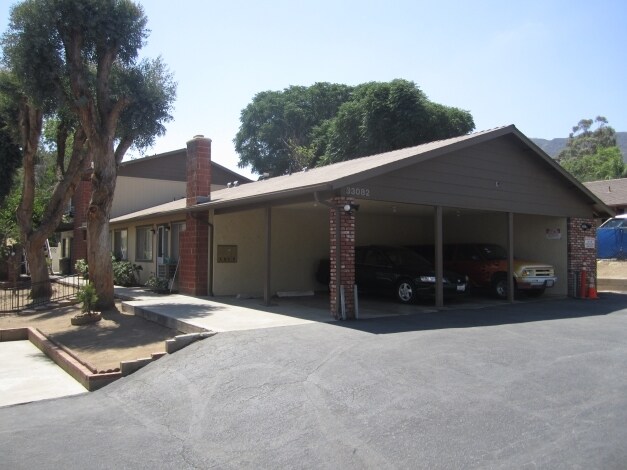 Foto del edificio - 33078-33080 Adelfa St
