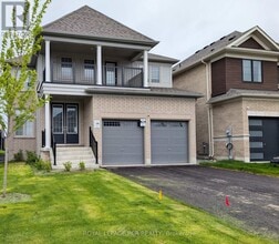 Building Photo - 22 Sandhill Cres