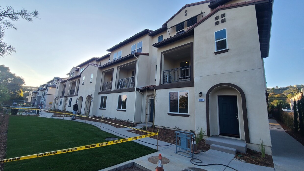 Building Photo - 8383 Tahoe St
