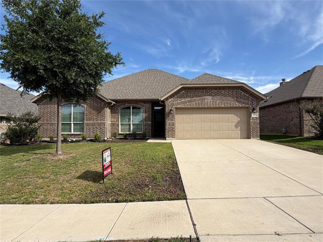 Building Photo - 637 Peach Ln