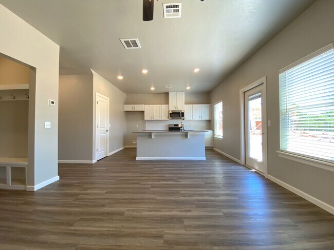 Foto del edificio - Explore Afton Grove Living!