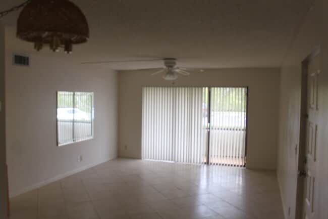 Building Photo - 111 Teaberry Ct