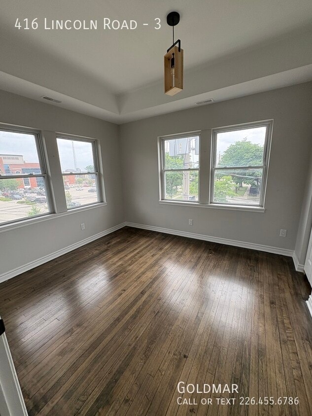 Primary Photo - Luxury 2 bedroom suite in Walkerville, onl...