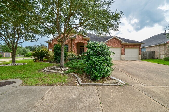 Foto del edificio - 4019 Jade Cove Ln