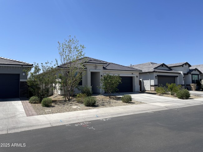 Building Photo - 24153 W Verlea Dr