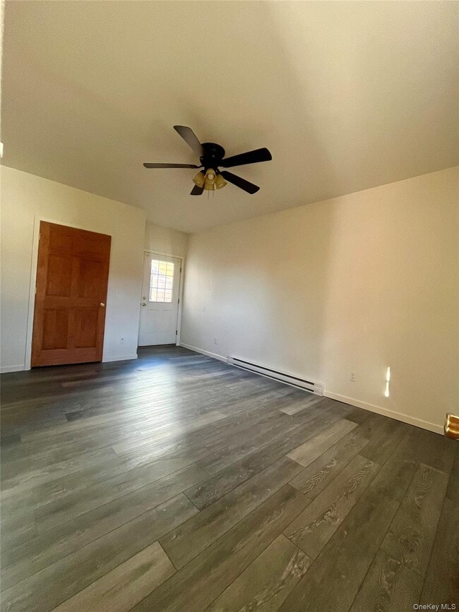 Foto del edificio - 73 Webster Ave