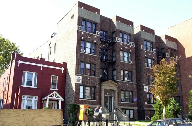 317 - 319 Fairmount Ave - 317-319 Fairmount Ave