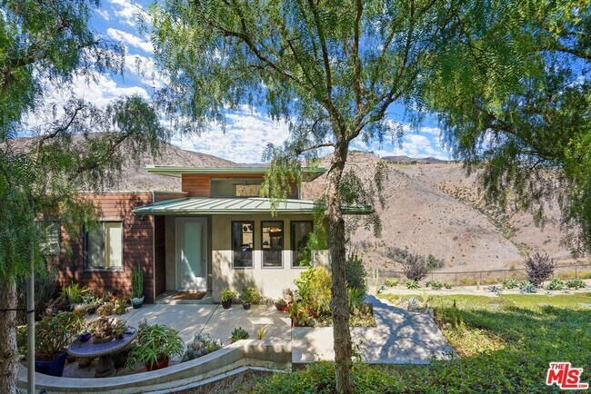 Foto del edificio - 5940 Murphy Way