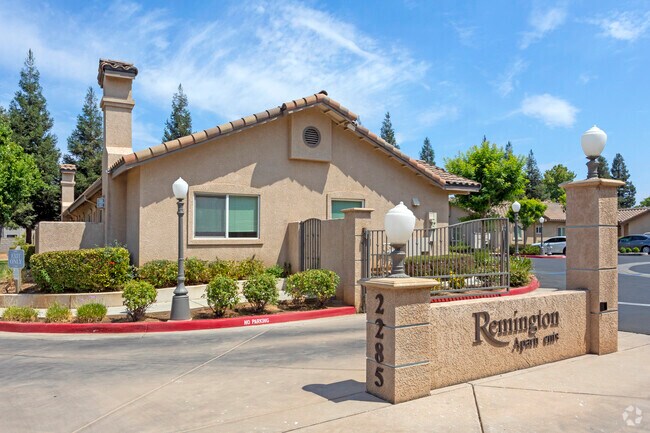 Foto del edificio - Remington Apartments
