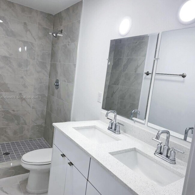 Foto del edificio - 2731 NW 44th St