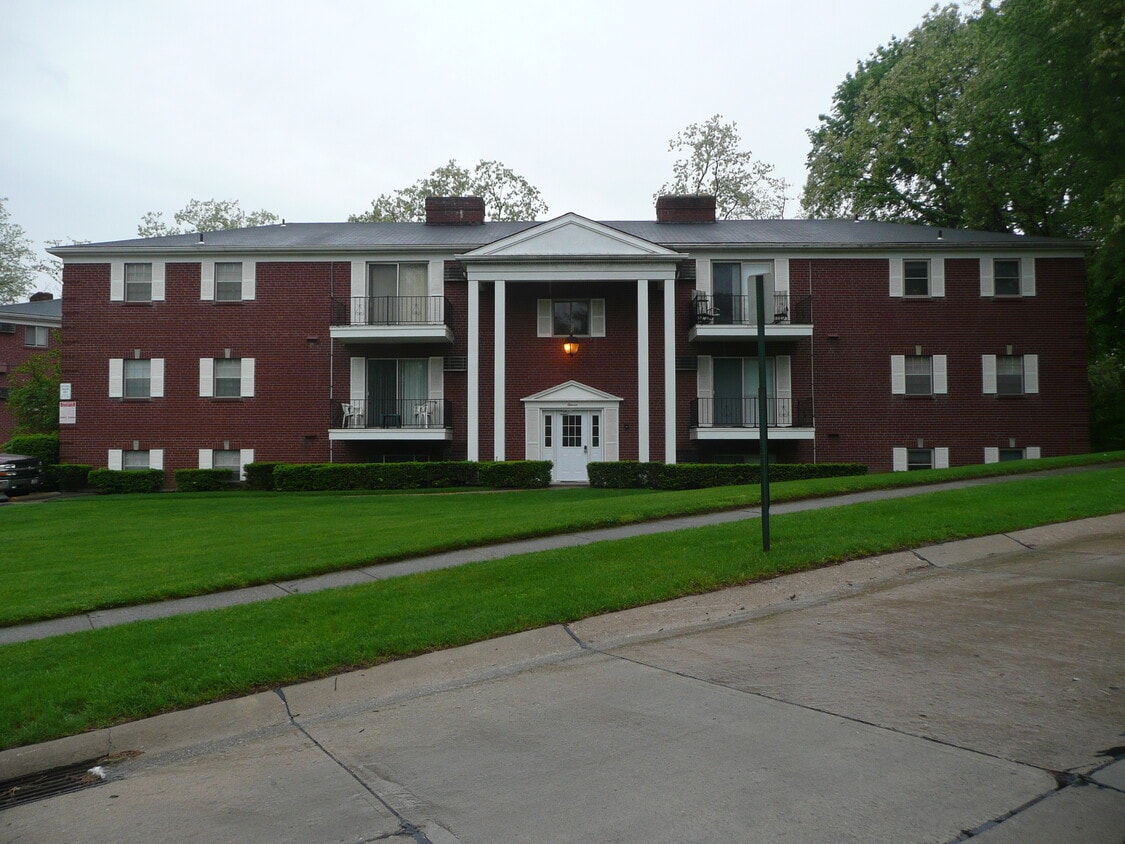 11 Robbie Rdg, Milford, OH 45150 Apartments in Milford, OH