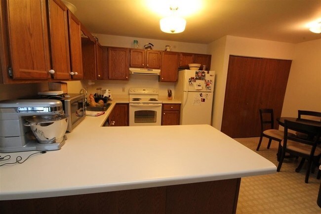 Interior Photo - N7361 Spring St