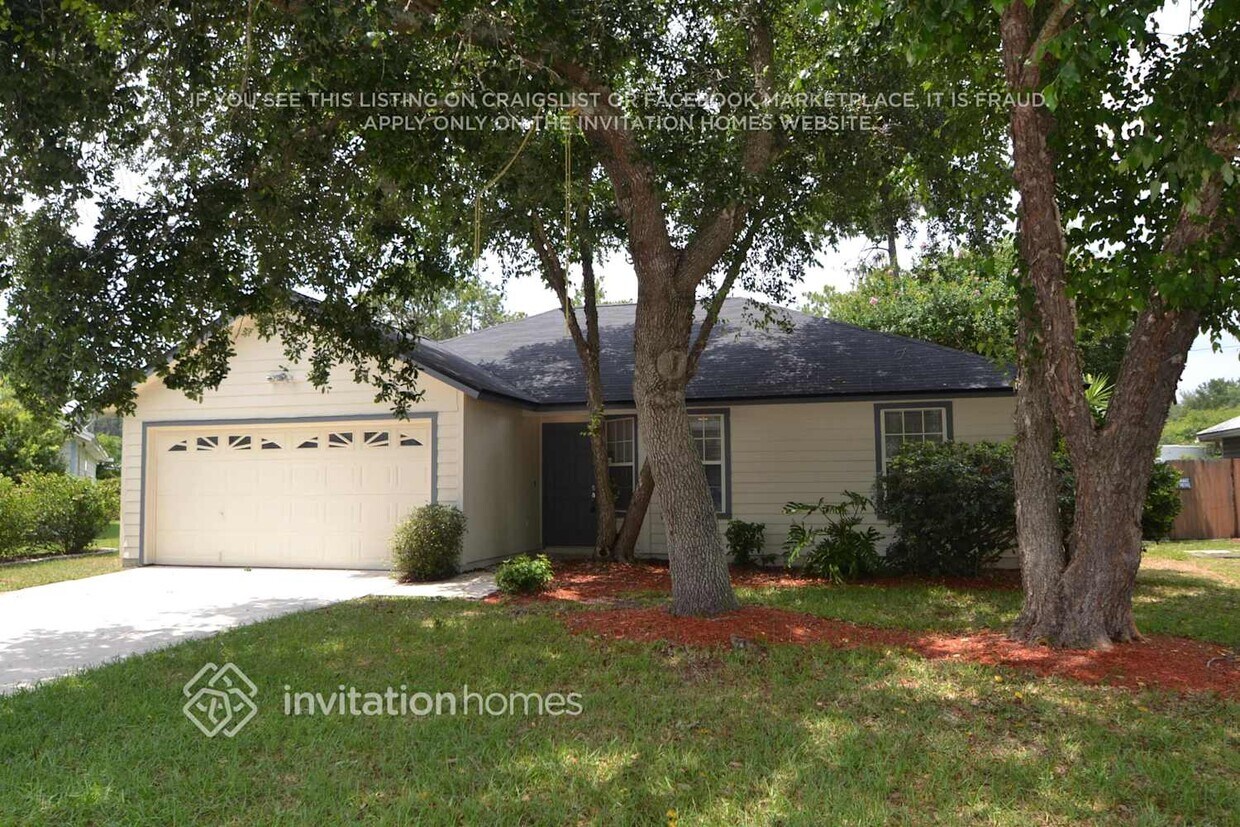 Foto principal - 2743 McCormick Woods Dr