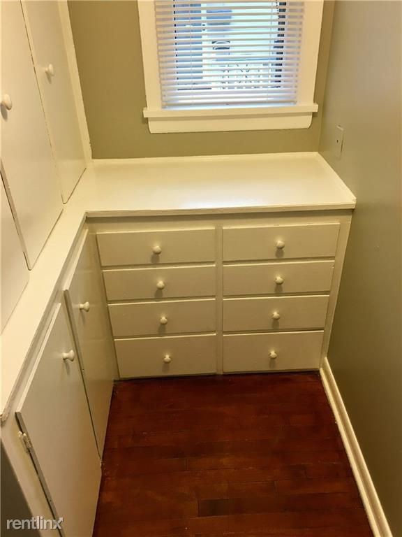 Foto del edificio - 3 br, 1 bath Apartment - 179 Brunswick Ave