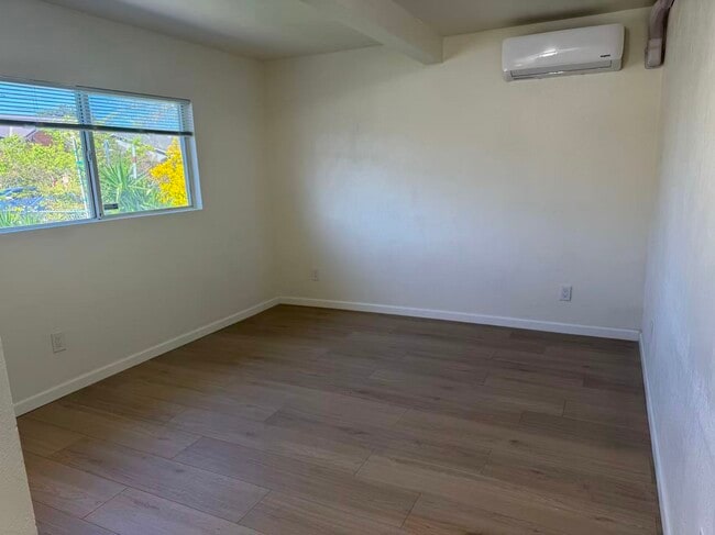 Foto del edificio - 32 Wharf Dr