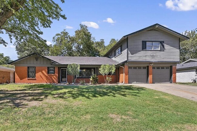 Building Photo - 5720 Wharton Dr