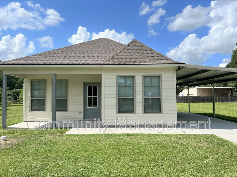Foto principal - 7677 River Ridge Dr