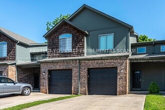 Building Photo - 766 W Breeze Cove