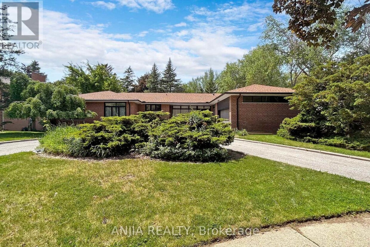 Primary Photo - 40 Fifeshire Rd