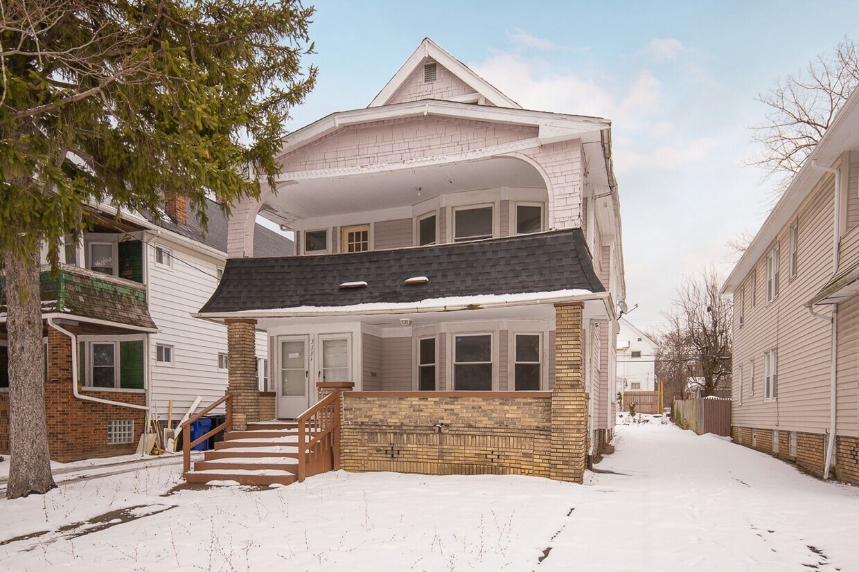 Foto principal - 3331 E 140th St