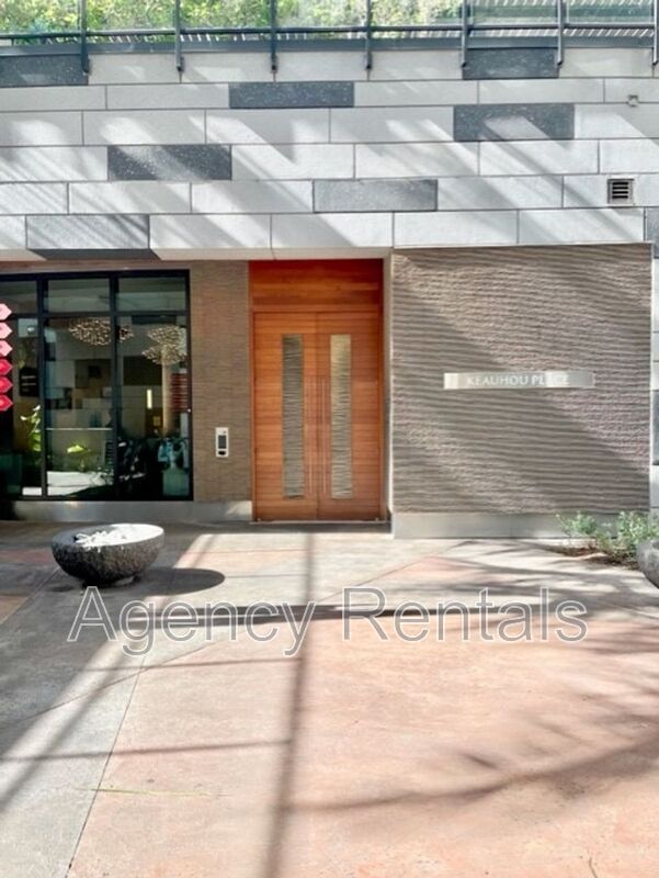 Foto principal - 555 South St