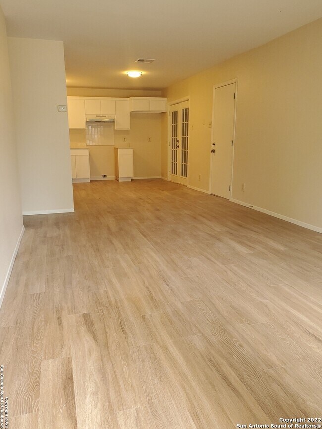 Foto del edificio - 9234 Five Palms Dr