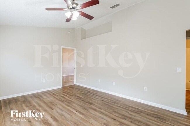 Foto del edificio - 6512 Viewpoint Ct