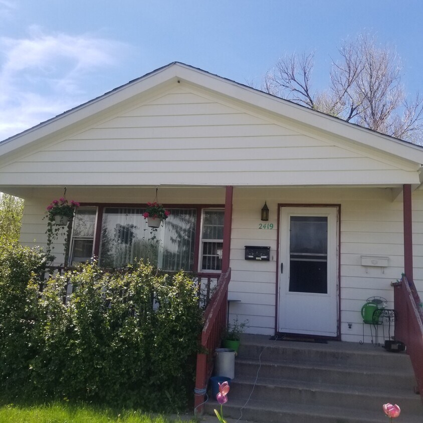 2419 E 12th St, Cheyenne, WY 82001 Townhome Rentals in Cheyenne WY