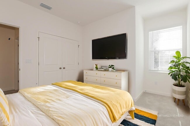 Building Photo - 1515 Tristar Dr