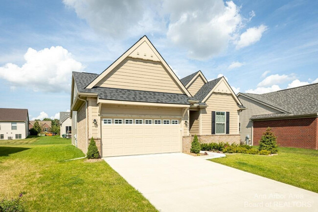 Building Photo - 8389 Ardmoor Dr
